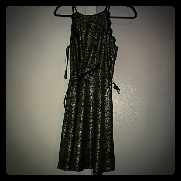 Sparkling Gold and black dress ๐ - Picture 1 of 1